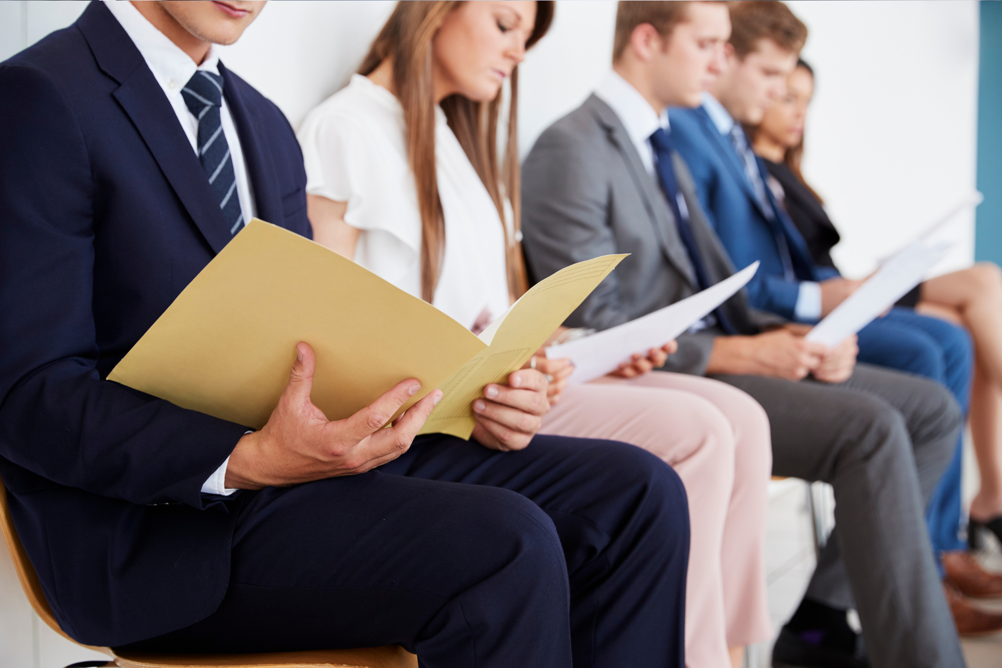 Understanding Customer Profiles for Tailored Customer Service​